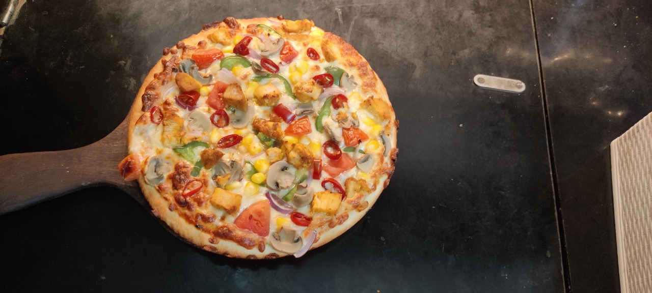 Large Chicken Mushroom Pizza