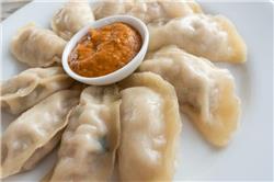Momos